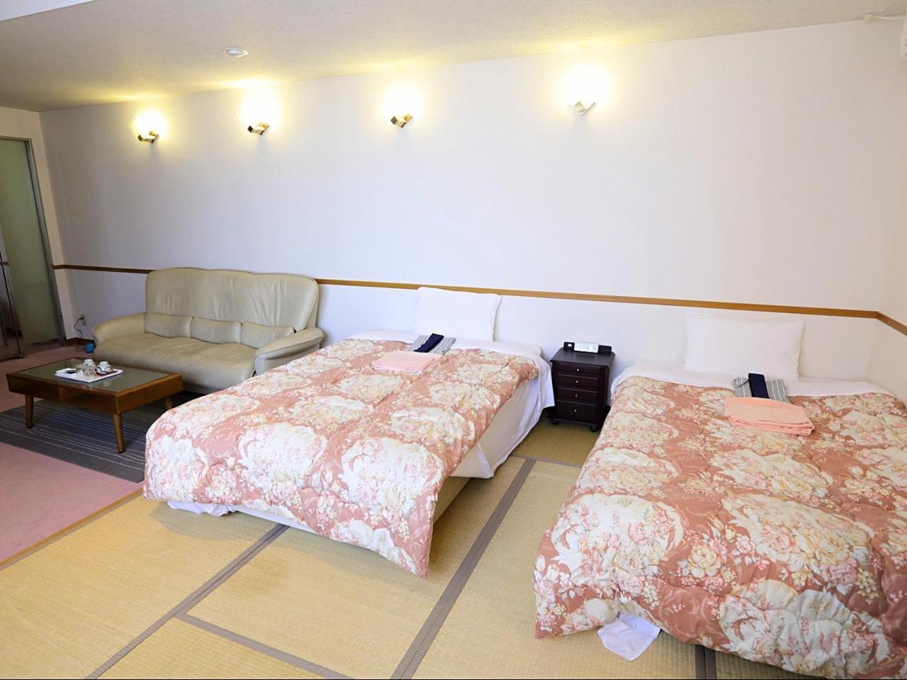 Ksb Yayoi No Sato Onsen Hotel Izumi  Kültér fotó