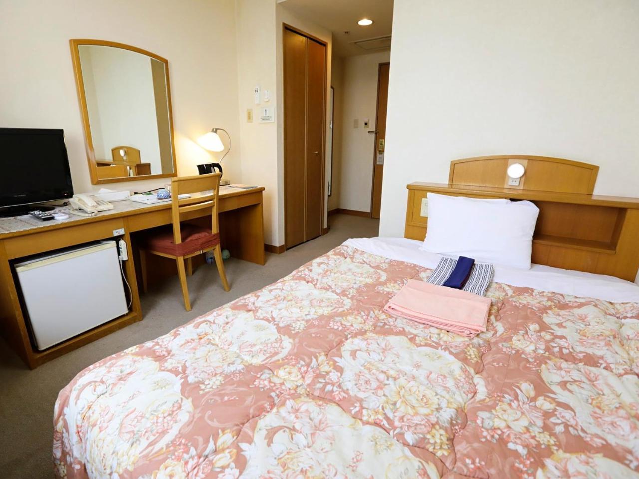 Ksb Yayoi No Sato Onsen Hotel Izumi  Kültér fotó